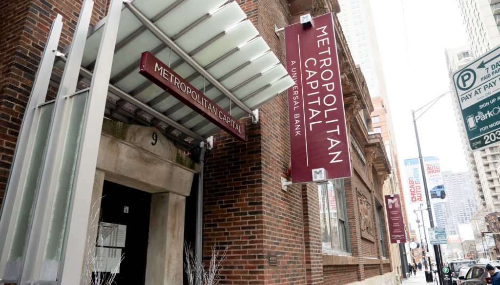 Chicago bank collapses, marking the first failure in the nation for 2026