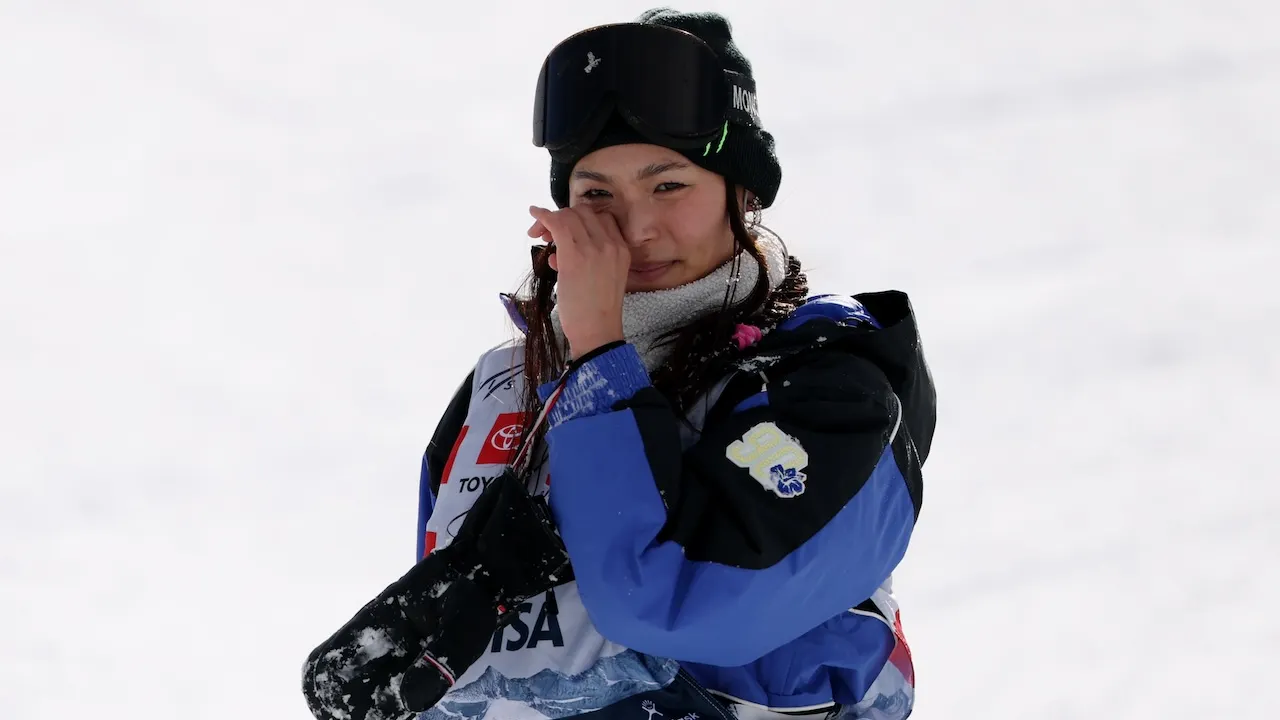 Chloe Kim's shoulder injury puts her chances of a third Olympic win in snowboarding at risk