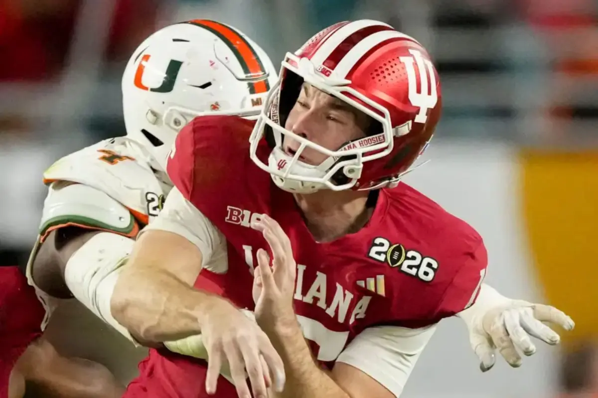 College football to feature commercial jersey patches