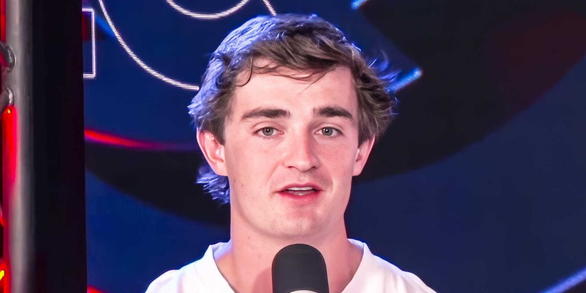 Concerns of a Somali day-care journalist about the possibility of arrest in the UK