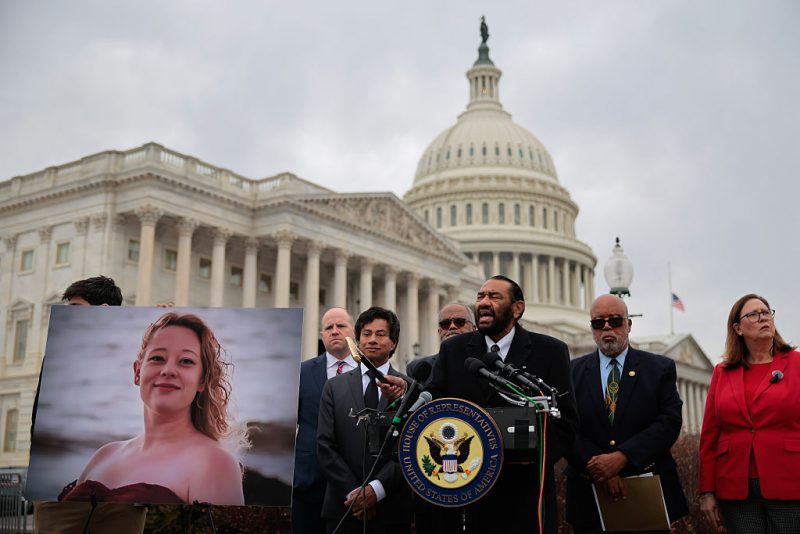 DHS: An ICE officer struck by Renee Good's car experienced internal bleeding