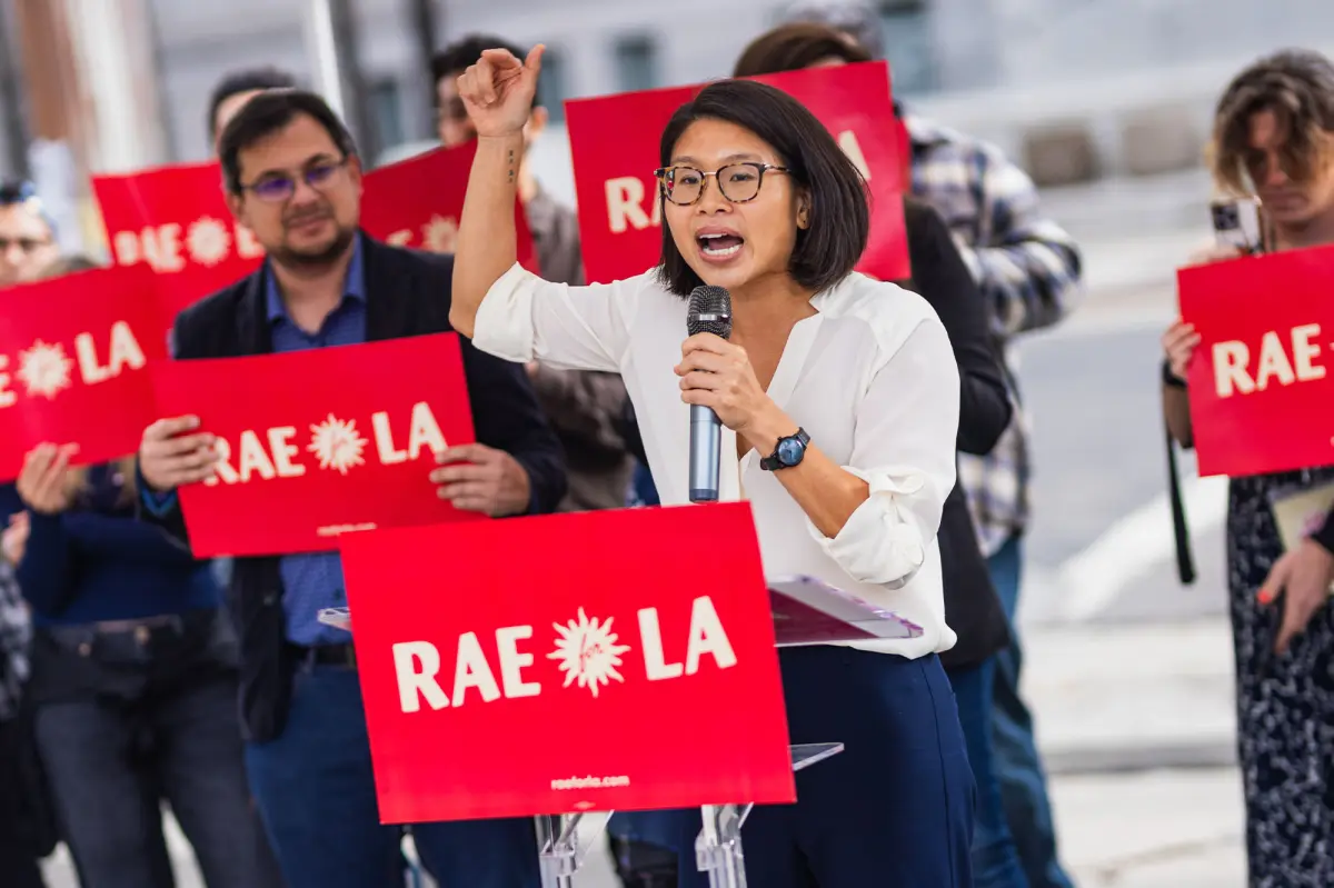 DSA-supported LA mayoral candidate gets flustered on radio, misstates simple information.