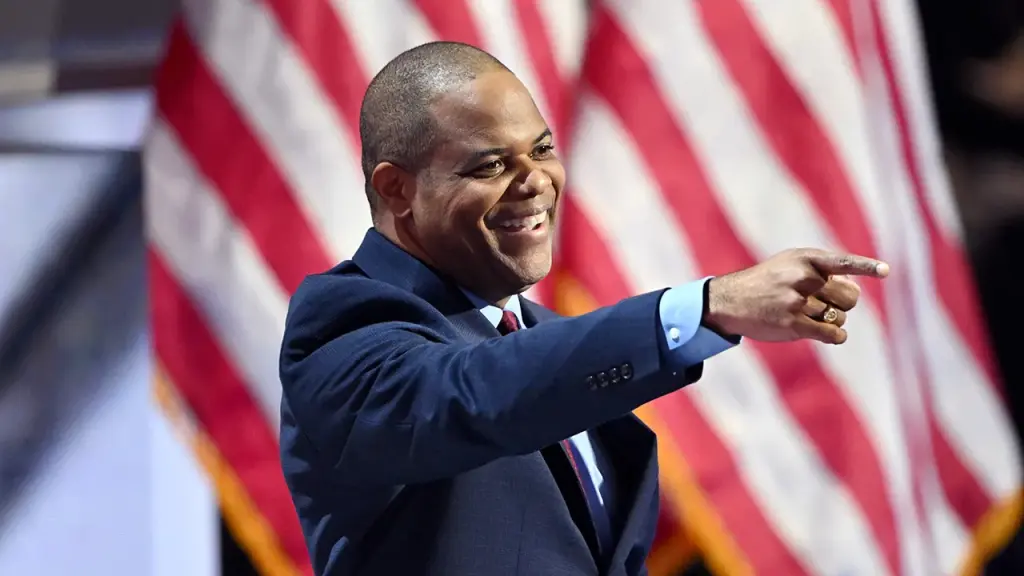 Dallas mayor anticipates departure of NYC financial firms due to socialist policies.