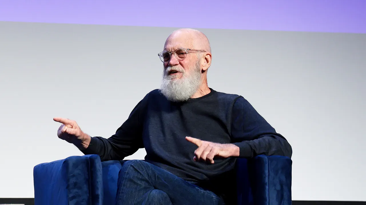 David Letterman criticizes 'fools' at CBS News, claims integrity is 'destroyed'