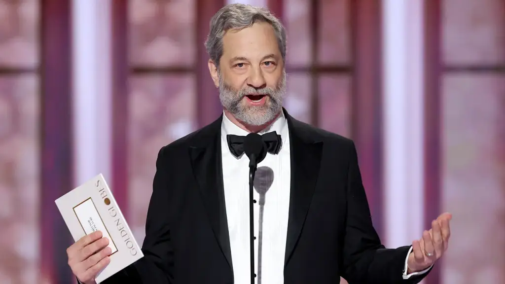 Director Judd Apatow asserts that America is 'under a dictatorship' at the Golden Globes