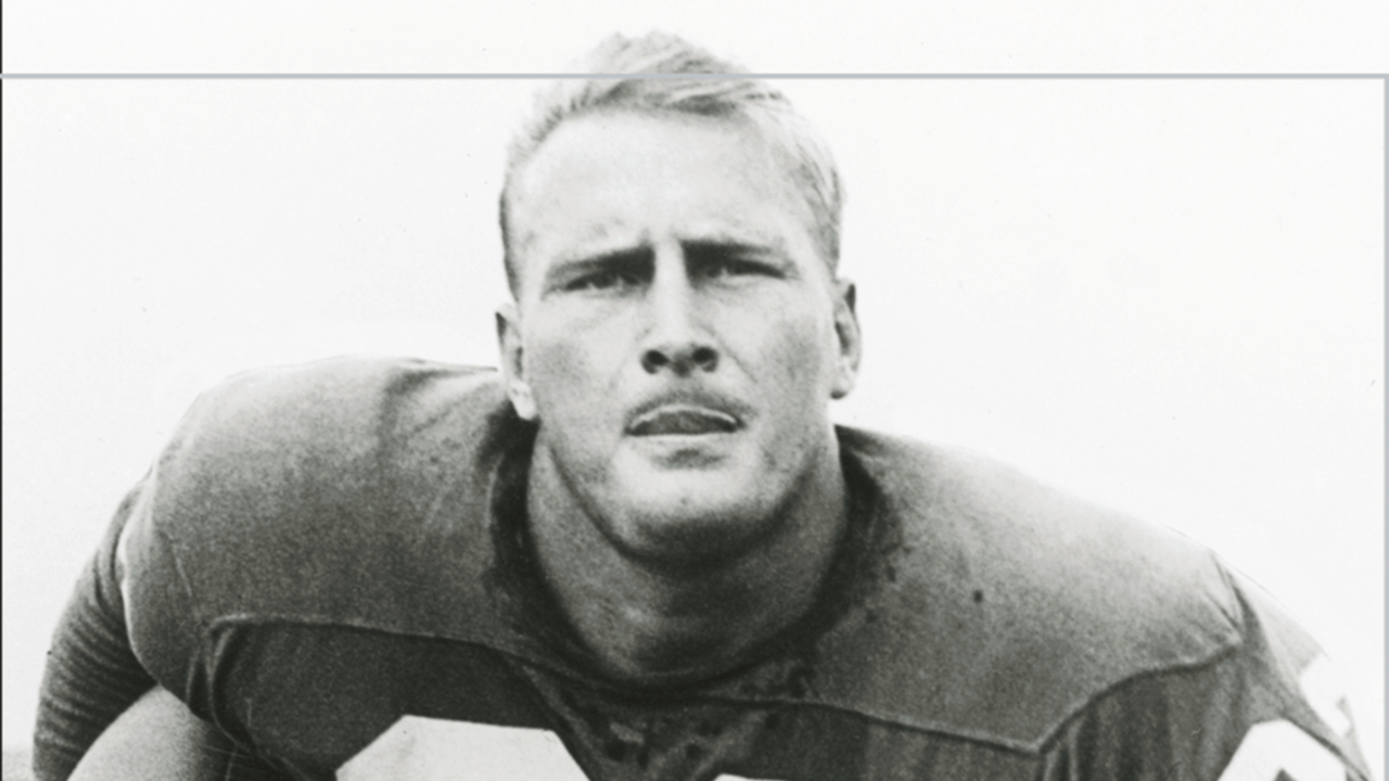 Eagles report the passing of team legend Billy Ray Barnes at the age of 90