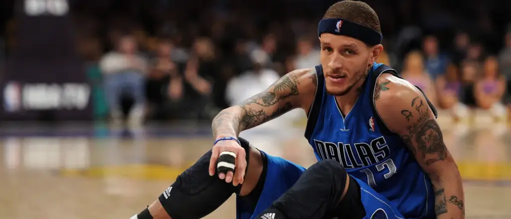 Ex-NBA Player Delonte West Taken Into Custody for Allegedly Stealing $23