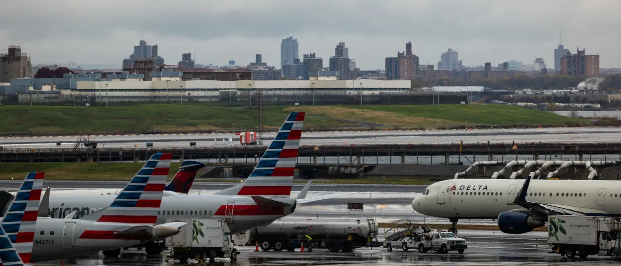 FAA Alerts Pilots Flying Over the Eastern Pacific Ocean
