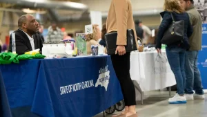 Federal Reserve connects tariffs to a decrease in US job growth rates