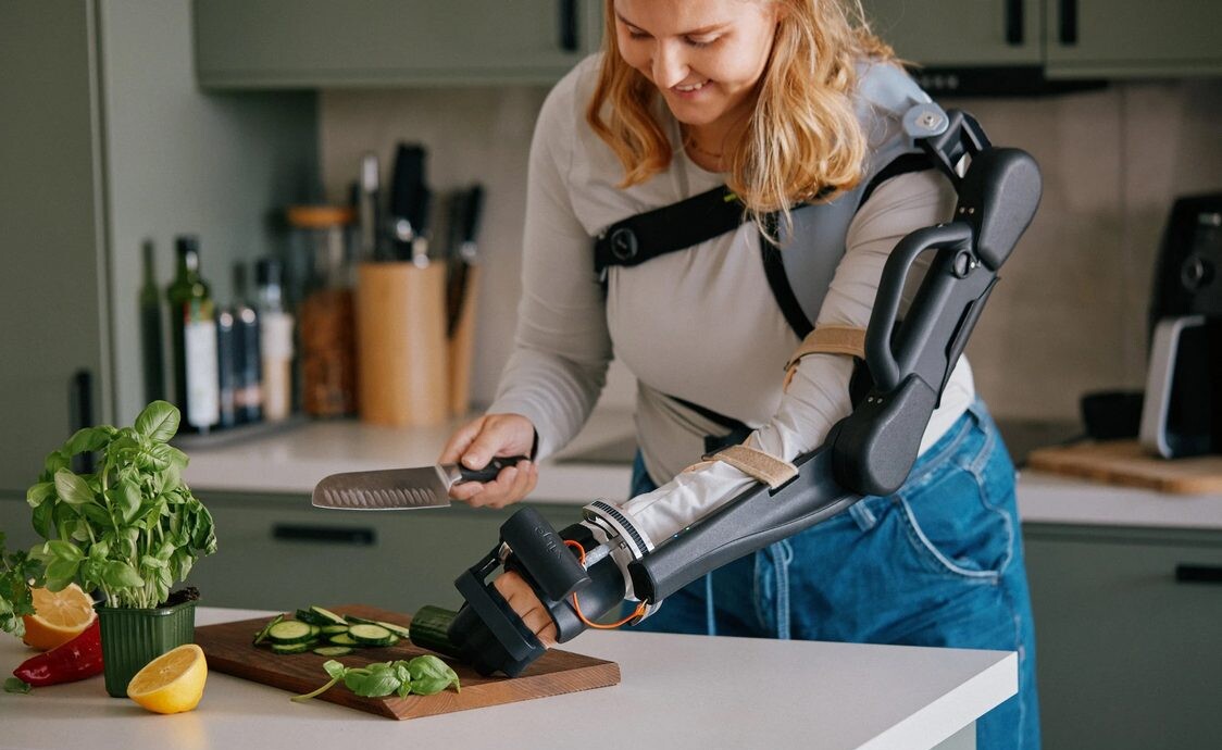 First Arm Exoskeleton Offers Stroke Patients Greater Independence