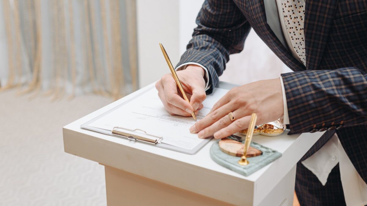 Getting married for health insurance? The ACA cost crisis leads to tough decisions