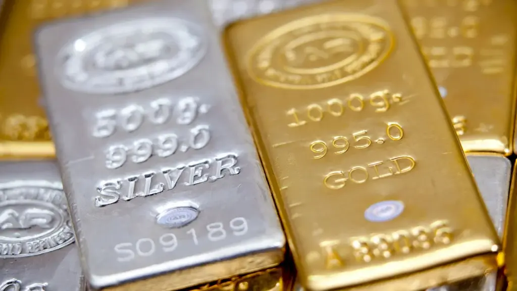 Gold and Silver Prices Increase as Interest in Safe Havens Grows