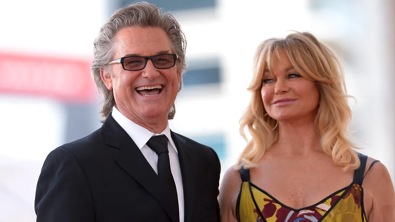 Goldie Hawn attributes their enduring romance to sexual attraction.