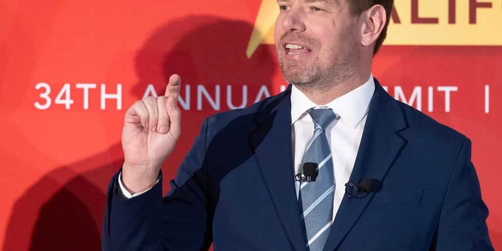"Good luck getting to work, everyone": Swalwell proposes taking away driver’s licenses from ICE agents