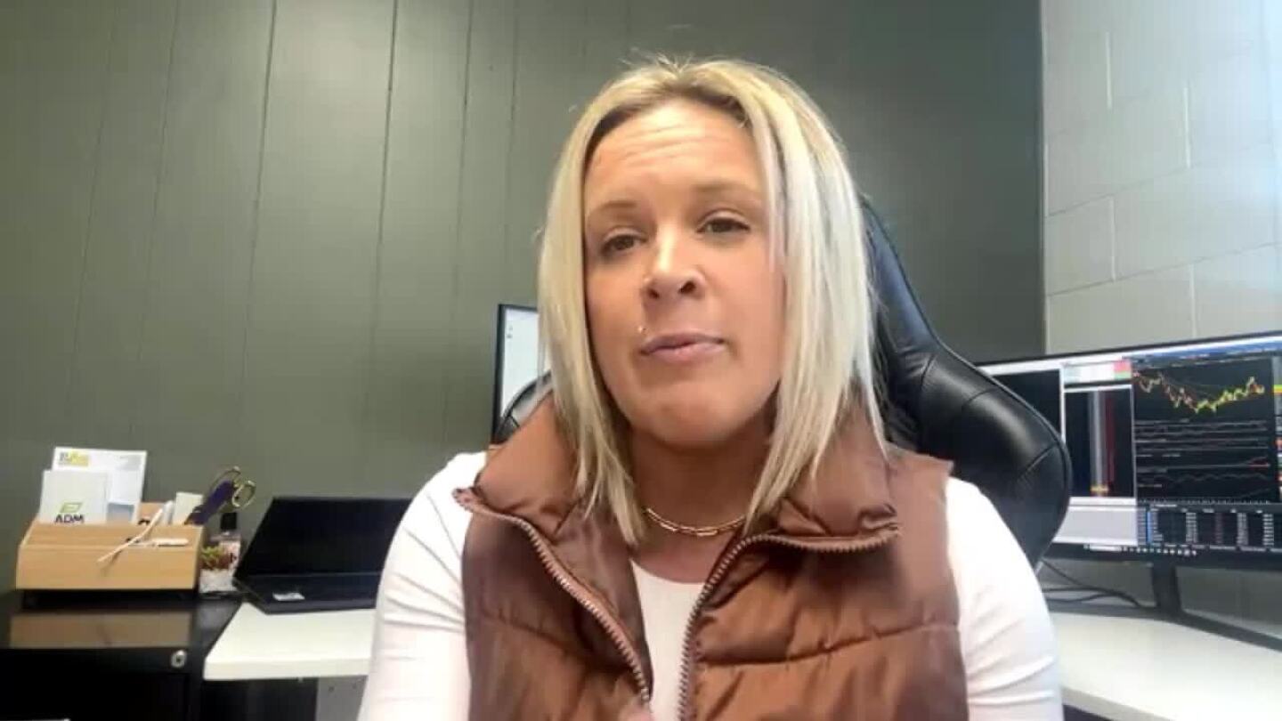 Grain Prices Drop Amid Broader Commodity Selloff: What Caused It and Will It Last?