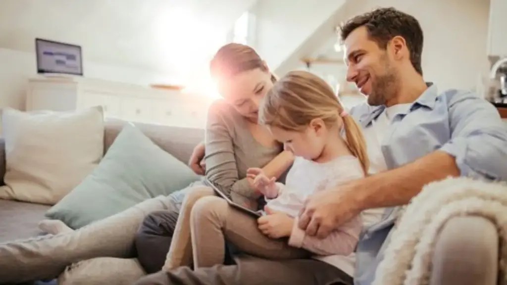 Heritage Foundation highlights family crisis and suggests $2,500 accounts