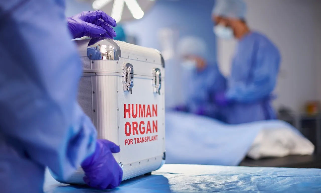 Hospitals investigated for allegations that American donor organs were provided to wealthy foreign patients