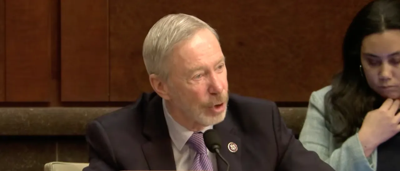 House Democrats Waste Hearing Time Ignoring Obvious Evidence of Somali Fraud