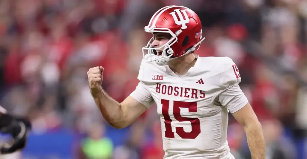 How Fernando Mendoza transitioned from the Yale Bowl to the Rose Bowl and the College Football Playoff