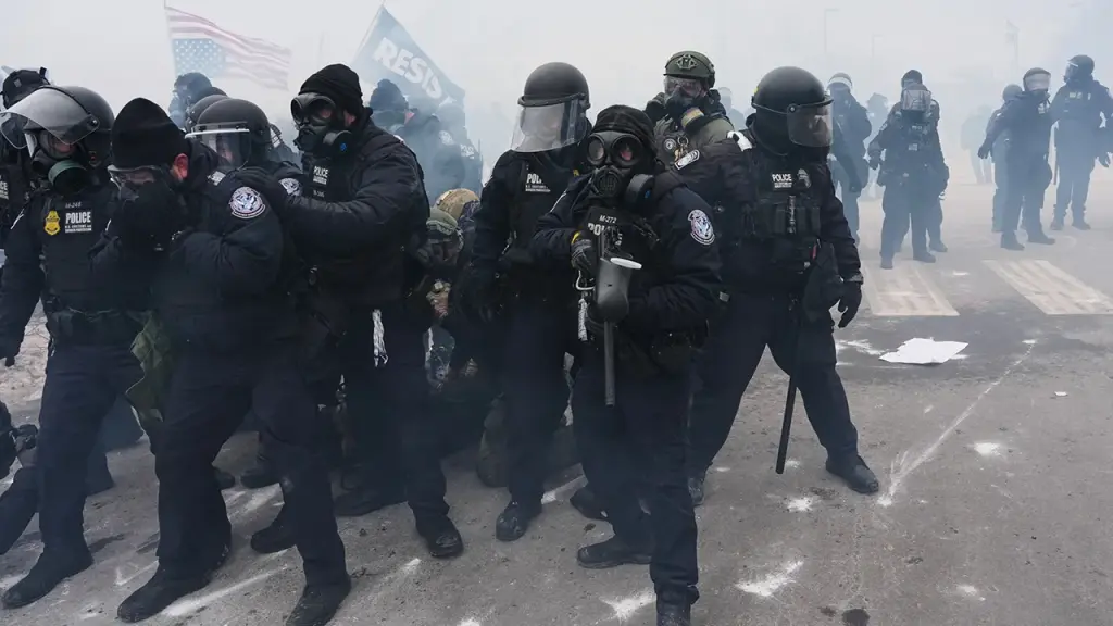 How Trump's invocation of the Insurrection Act might play out in Minnesota