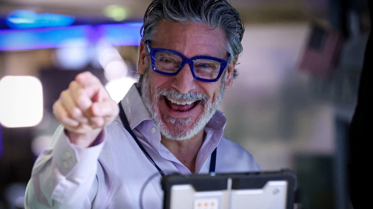 How two portfolio names avoided Tuesday’s software stock decline