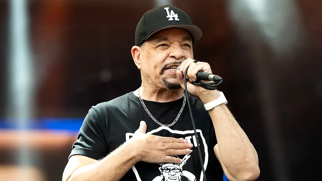 Ice-T explains the change from 'Cop Killer' to 'ICE Killer' during LA concert