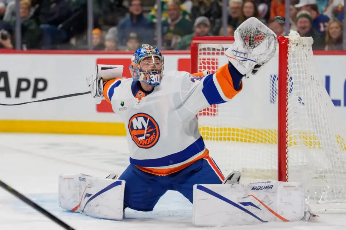 Ilya Sorokin is making a case for MVP as he continues to support the Islanders.