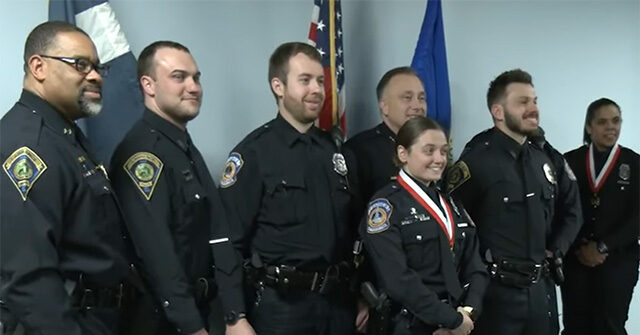 Indiana Police Save Children from Drowned Vehicle