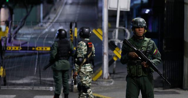 Intense Gunfire Near Presidential Palace in Venezuela Triggered by Confusion