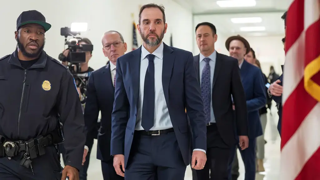 Jack Smith states Trump 'knowingly' violated the law during intense House testimony