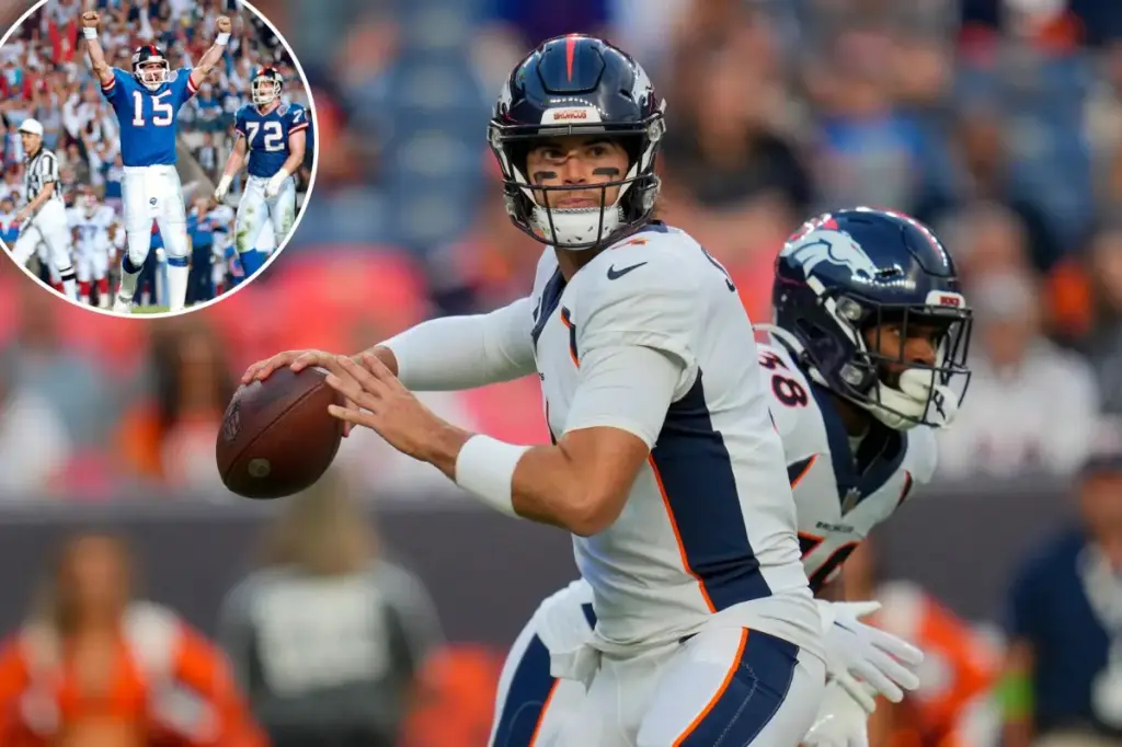 Jeff Hostetler gives advice to Jarrett Stidham of the Broncos
