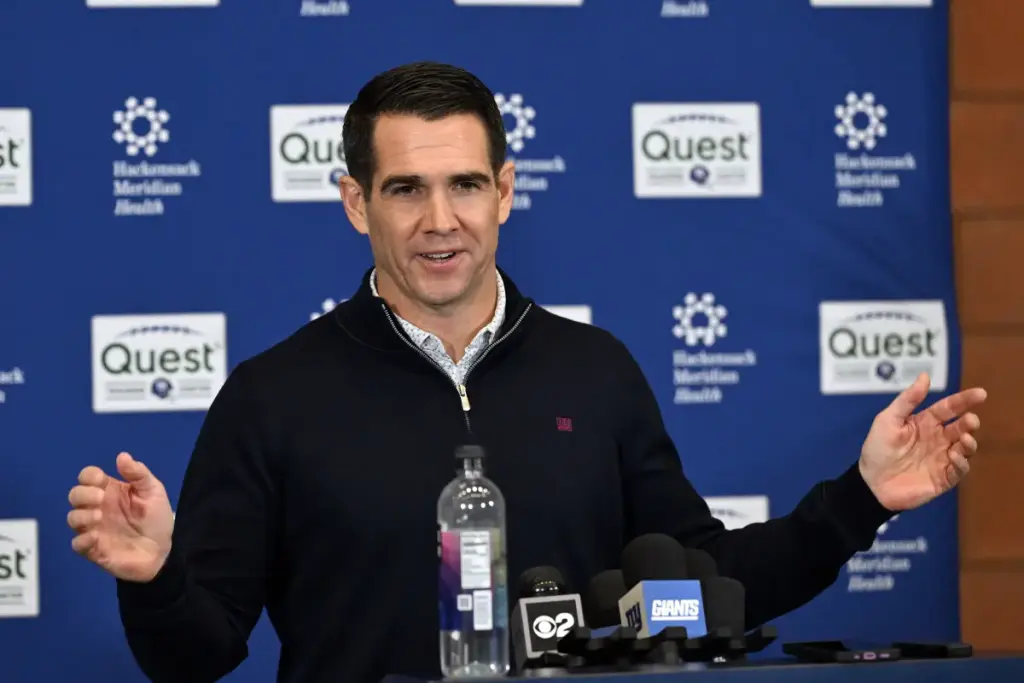 Joe Schoen will remain as Giants GM following another disappointing season