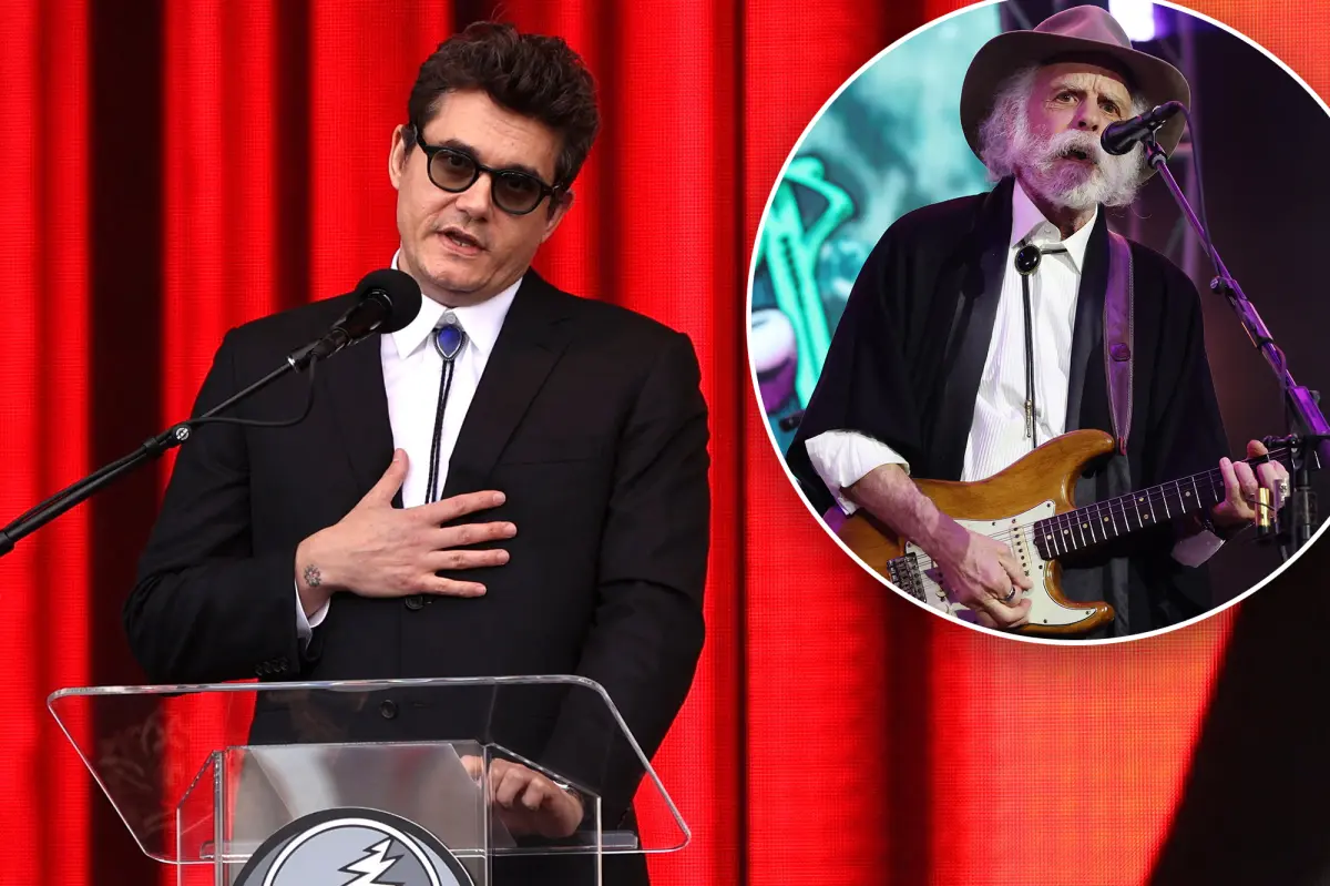 John Mayer gives a heartfelt tribute for the late Grateful Dead co-founder Bob Weir
