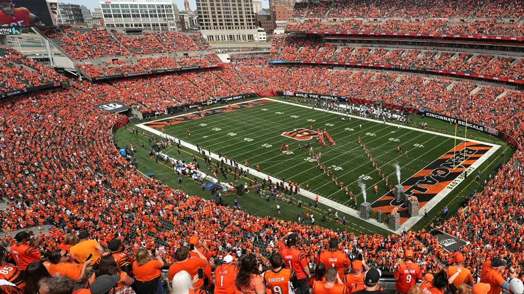 Kim Wood, the first full-time strength and conditioning coach in the NFL, has passed away at 80