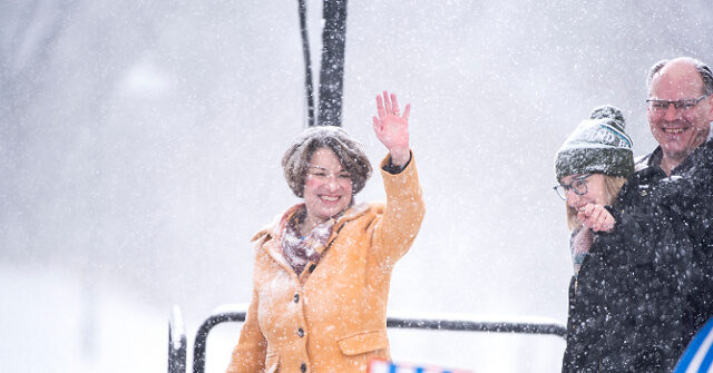 Klobuchar Battled a Blizzard to Acknowledge Somalis