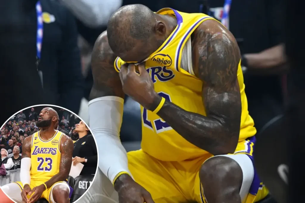 LeBron James holds back tears during tribute from the Cavaliers