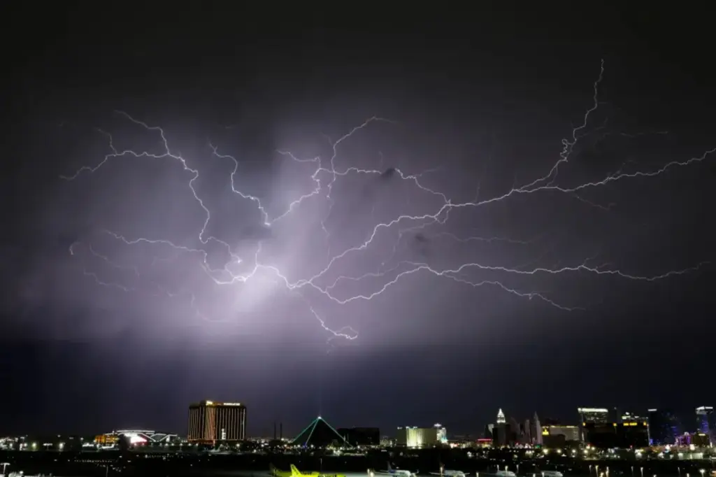 Lightning strikes in the US hit an eight-year peak in 2025