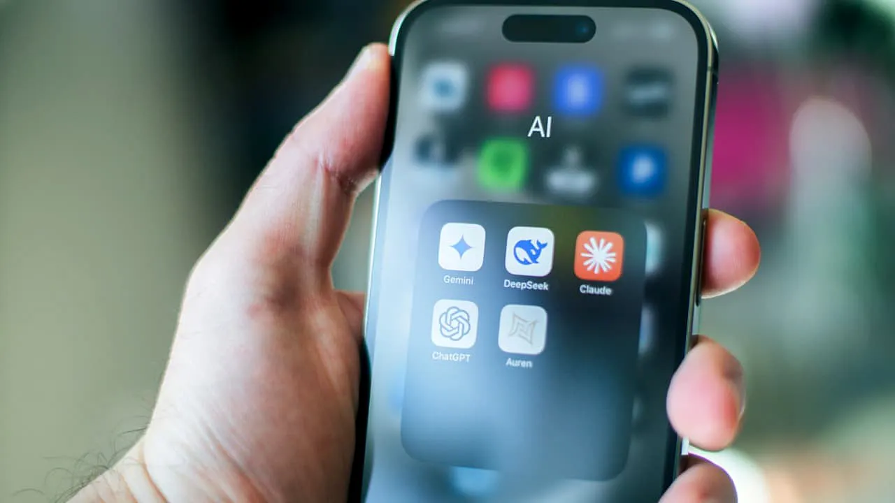 Mac users targeted by fraudulent AI chats spreading malware online