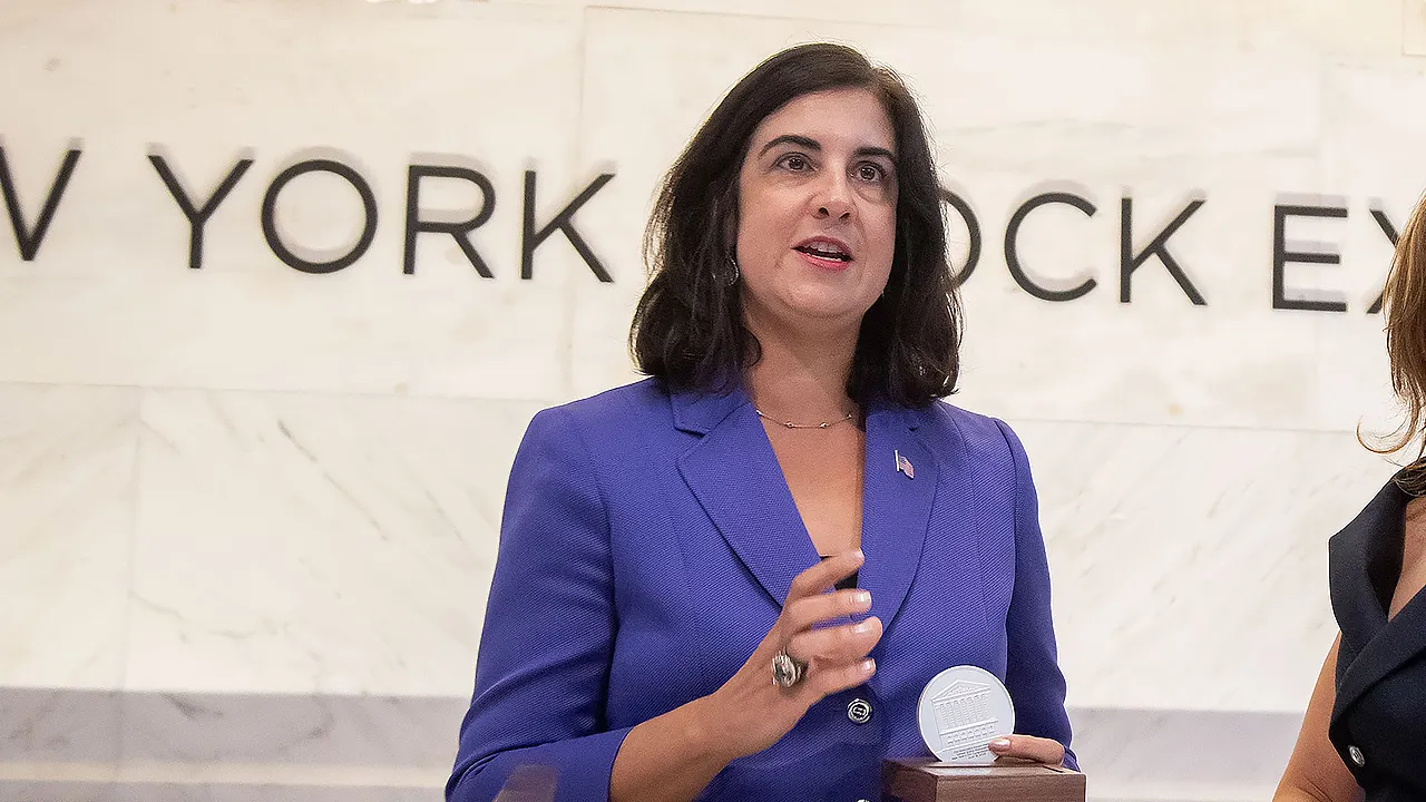 Malliotakis asks for assistance with a constituent reportedly held in Venezuela.