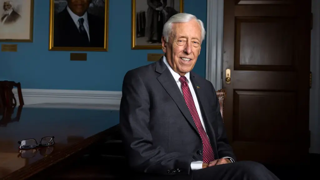 Maryland Representative Steny Hoyer will announce his retirement on Thursday