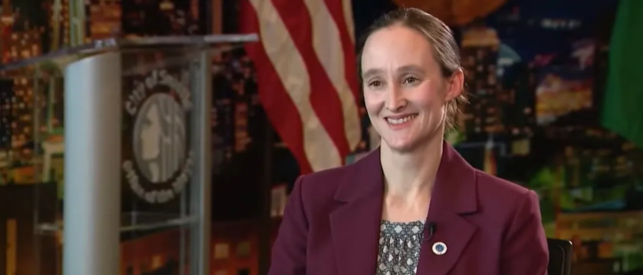 Mayor of Socialist Blue City and Police Union Clash Over the Value of Arresting Drug Users