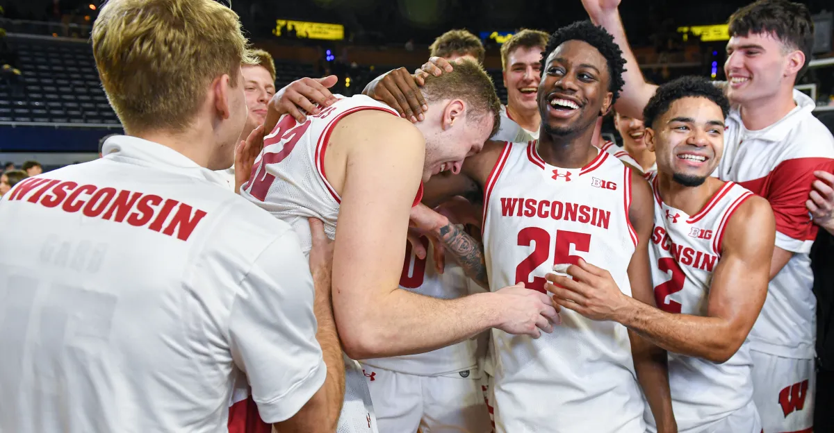 Men's college basketball: 8 teams rise, 6 teams fall in this week's rankings