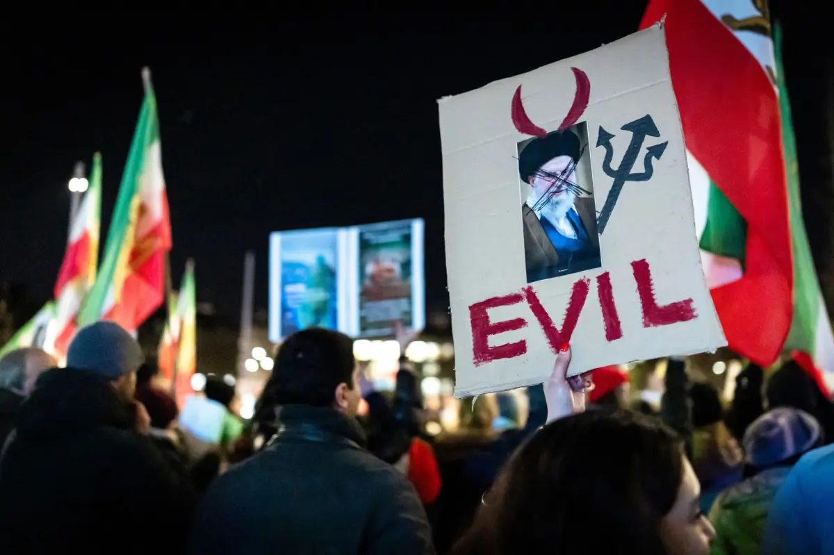 Michael Goodwin: Relying on the military for regime change in Iran is risky – avoid repeating the mistakes of Iraq