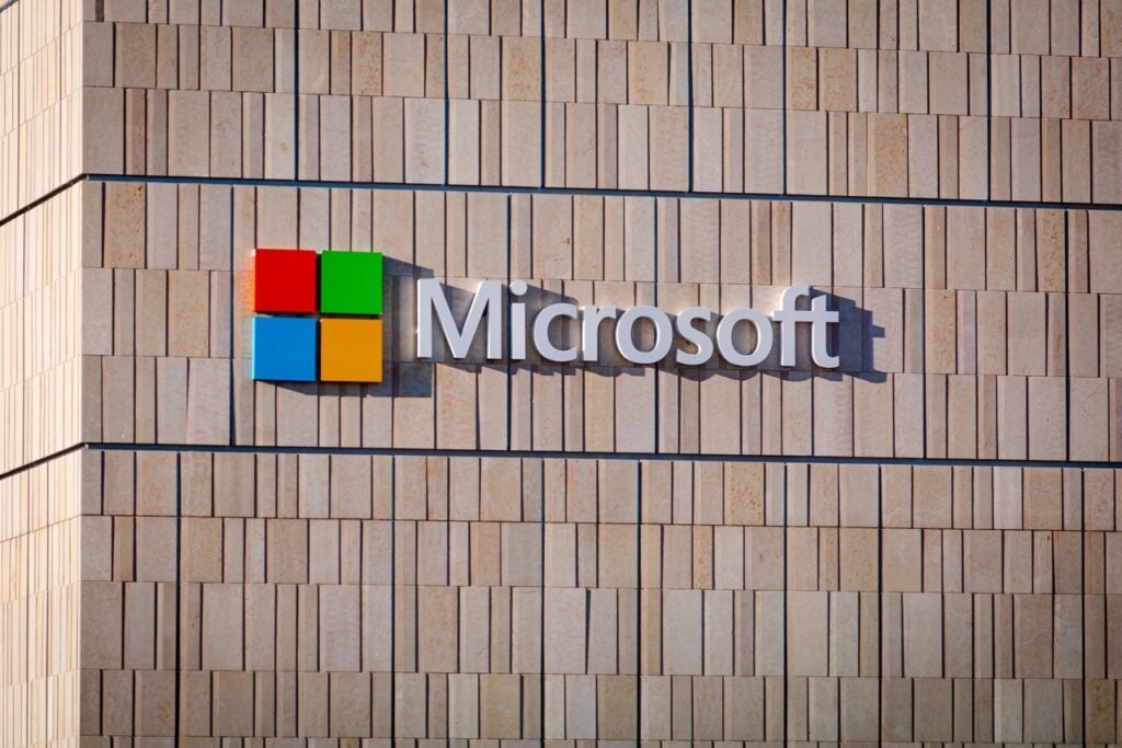 Microsoft Stock Declines as Investors Evaluate Its AI Advantage Over Google