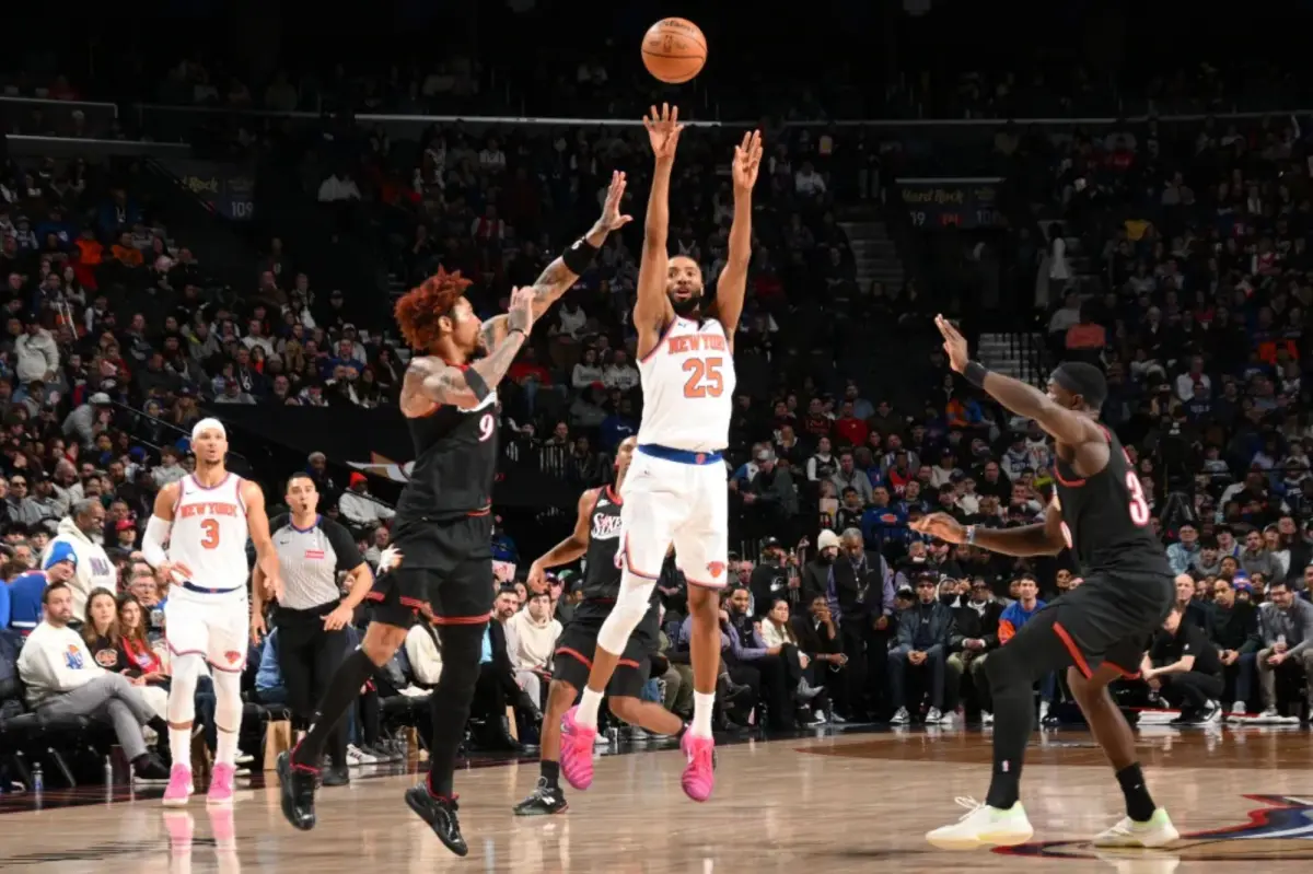 Mikal Bridges of the Knicks has a tough night shooting