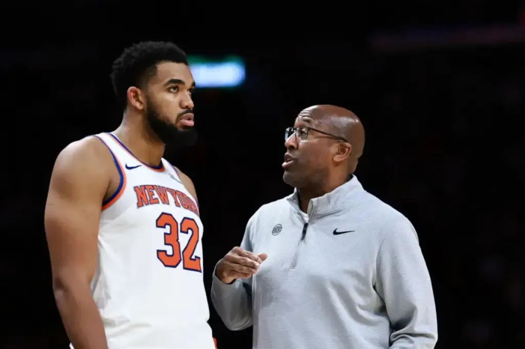Mike Brown beginning to adapt for Karl-Anthony Towns