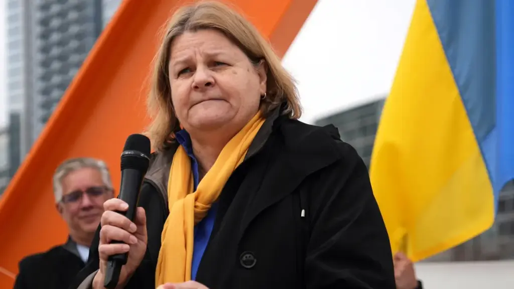 Milwaukee judge Hannah Dugan steps down following her conviction for hindering ICE agents.