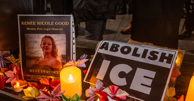 Minneapolis Yarn Store Selling Knit Cap Used in WWII Protests Against Nazi Occupation