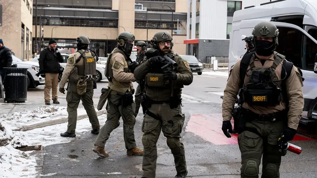 Minnesota police chiefs claim that ICE discriminated against US citizens based on race.