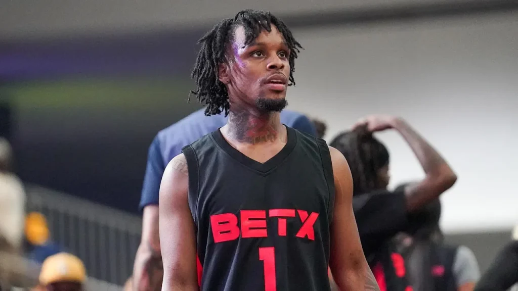 Music artist Toosii departs from Syracuse football team following disagreement with coach